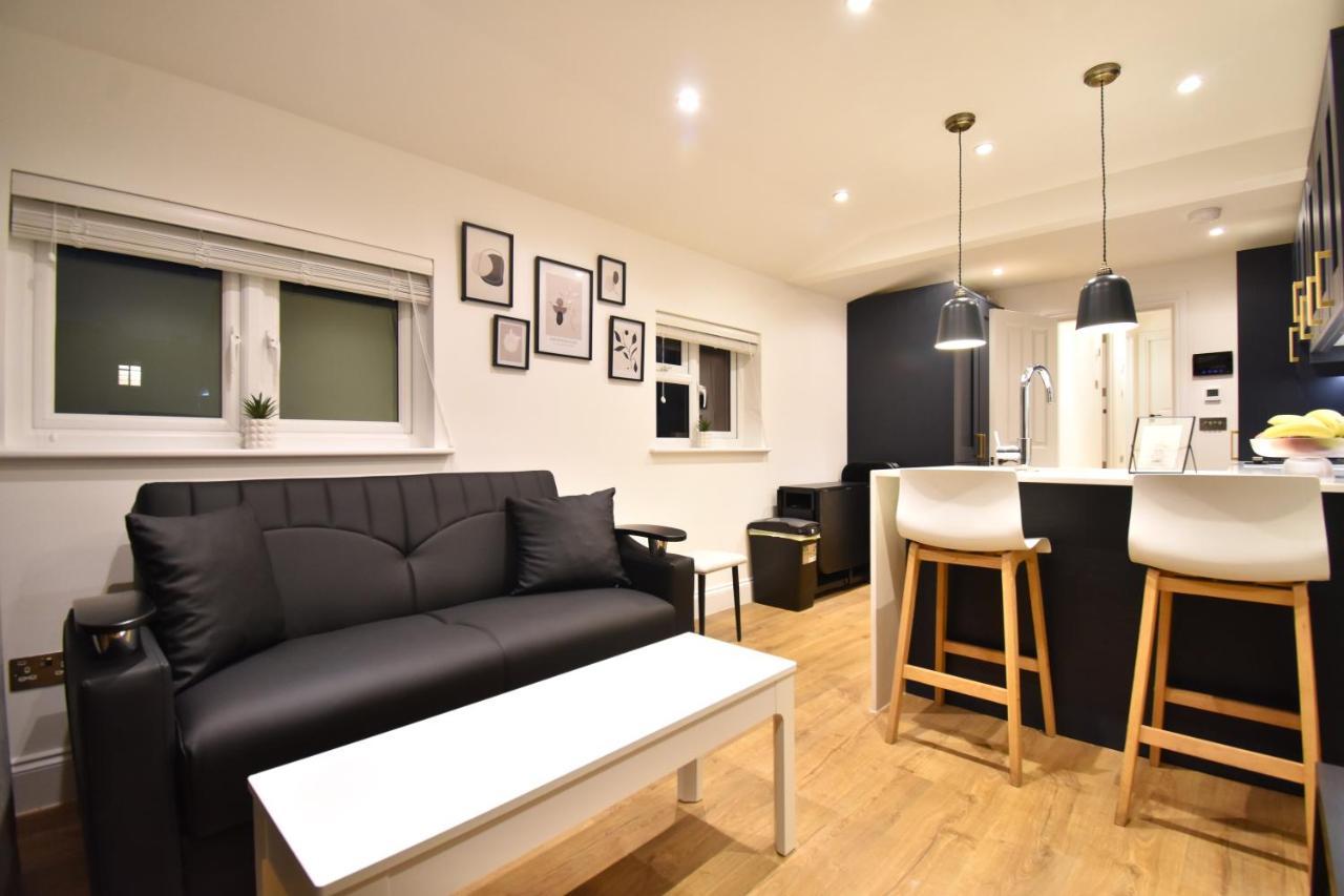 Stunning 3 Bed Apartment 런던 외부 사진