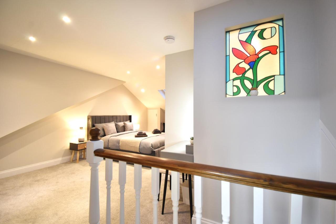 Stunning 3 Bed Apartment 런던 외부 사진